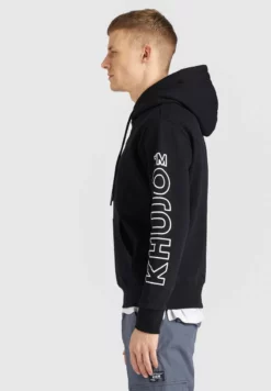 Rabatt ✔️ Khujo RODNEY - LOGO - Kapuzenpullover - Black, Herren 🔥 12 Rabatt ✔️ Khujo RODNEY - LOGO - Kapuzenpullover - Black, Herren 🔥 -Khujo Exquisiter Laden 50e2cc8d7da941cab2553ba94211a68f