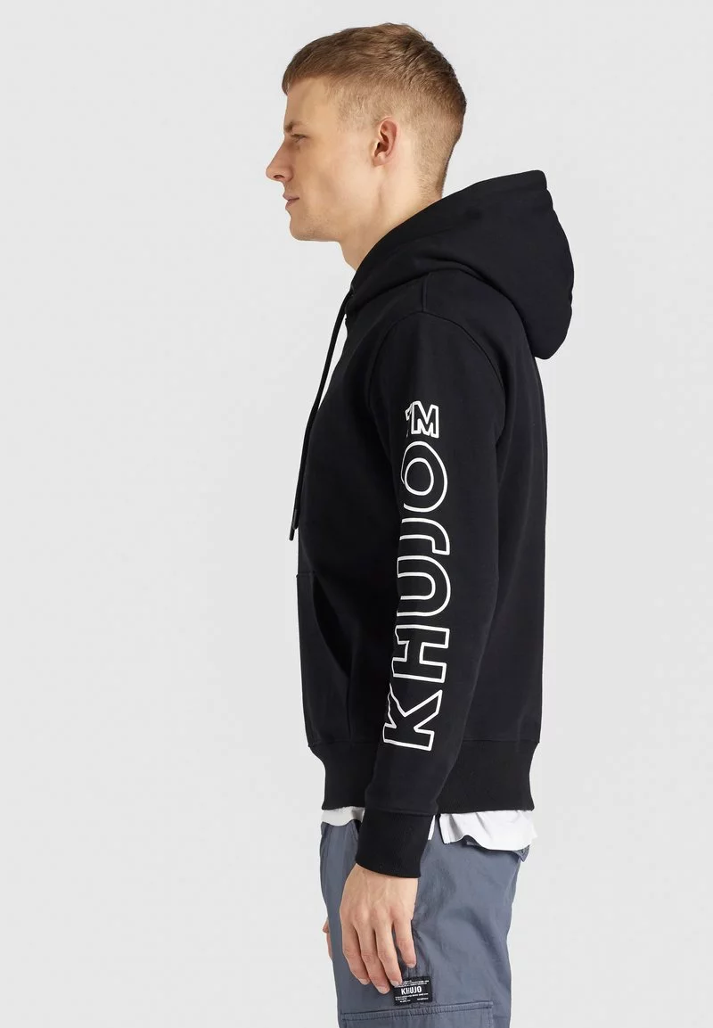 Rabatt ✔️ Khujo RODNEY - LOGO - Kapuzenpullover - Black, Herren 🔥 4 Rabatt ✔️ Khujo RODNEY - LOGO - Kapuzenpullover - Black, Herren 🔥 – Bild 4