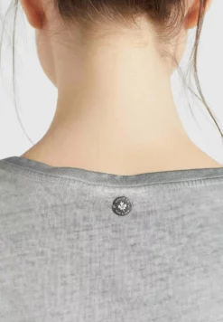 Großhandel 🔔 Khujo PERGOLA - T-Shirt Basic - Grau, Damen ⭐ 12 Großhandel 🔔 Khujo PERGOLA - T-Shirt Basic - Grau, Damen ⭐ -Khujo Exquisiter Laden 9f0367fd67794bcea832f3466a8f06bf