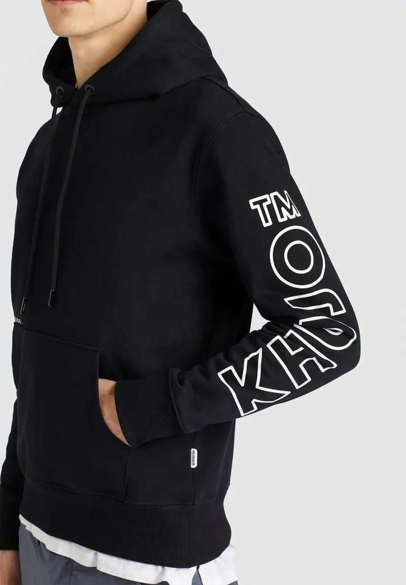 Rabatt ✔️ Khujo RODNEY - LOGO - Kapuzenpullover - Black, Herren 🔥 6 Rabatt ✔️ Khujo RODNEY - LOGO - Kapuzenpullover - Black, Herren 🔥 – Bild 6