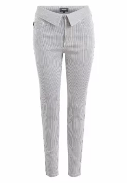 Top 10 🤩 Khujo EAST - 👖 Jeans Slim Fit - Blue/white, Damen 🛒 13 Top 10 🤩 Khujo EAST - 👖 Jeans Slim Fit - Blue/white, Damen 🛒 -Khujo Exquisiter Laden ca6226913e6745ed84af009e448b5c29